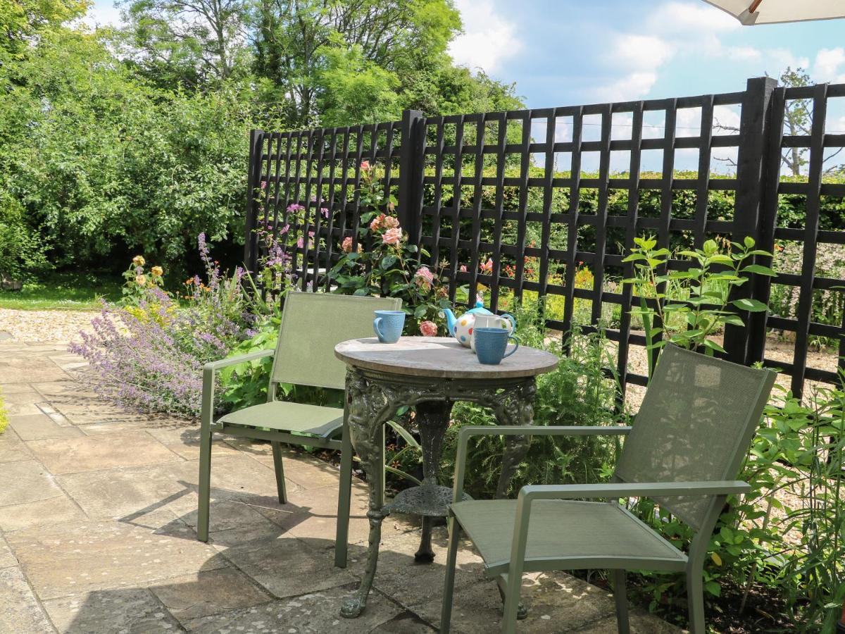 The Barn At Sandhole Cottage Tonbridge Eksteriør bilde
